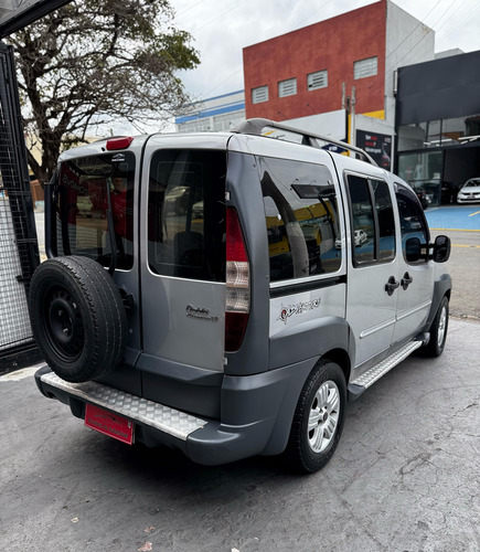 Fiat Doblo 1.8 Adventure 5p