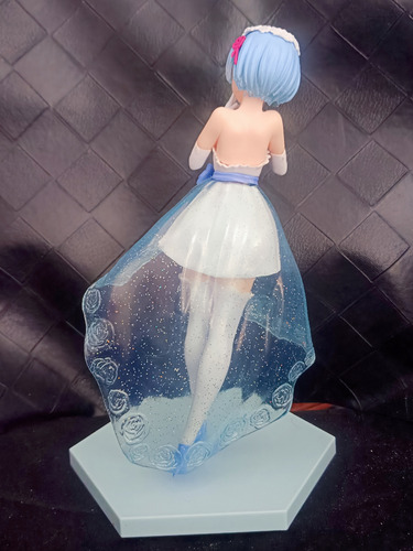 Figura Animé / Rem Zero Rem / Vestido Transparente & Blanco (Usado)