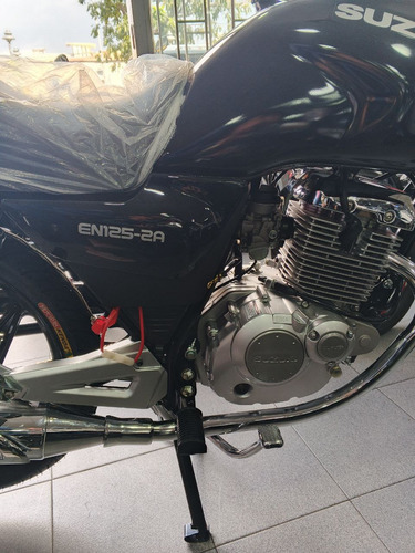 En125 Suzuki