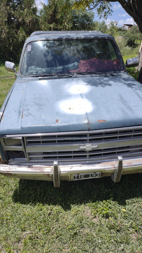 Chevrolet Silverado Version Americana