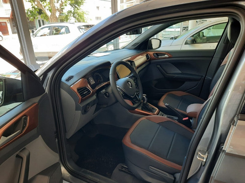 Imagen 12 de 16 de Volkswagen T-cross Comfortline 200 Tsi At 0 Km 2022
