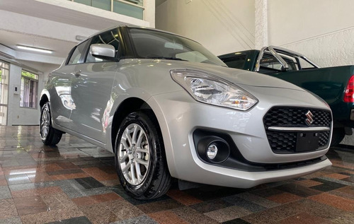 Imagen 2 de 21 de Suzuki Swift Gl Automático 2023. Entrega Inmediata!
