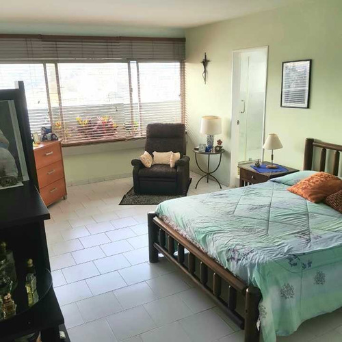 Imagen 26 de 29 de Vendo Ph 323m2 5h/5b/4p Guaicay 1703