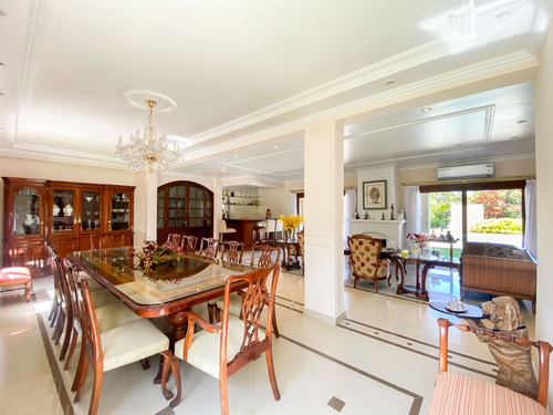 Casa En Venta 15 Ambientes En Saint Thomas Sur, Canning