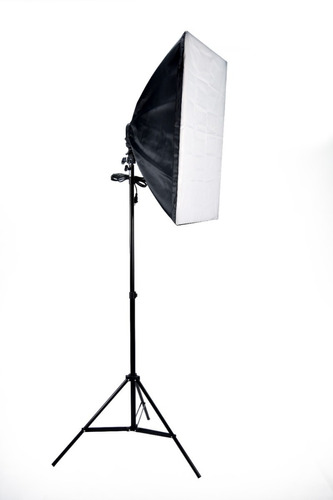 Kit De Iluminación Socket X5+softbox 60x90cm+stand De Luz