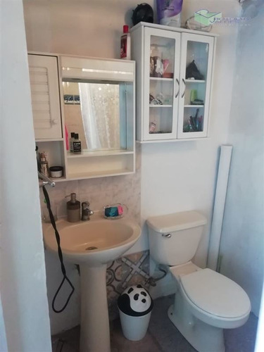 Casa En Venta De 3 Dorm. En La Reina