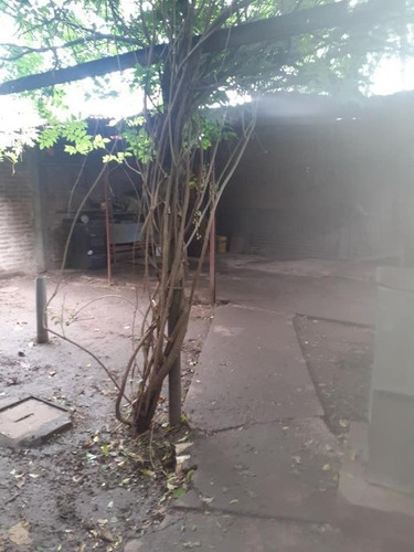 Imagen 4 de 7 de Casa A Refaccionar De 3 Ambientes En Venta - Hurlingham
