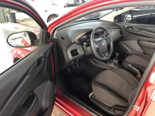 Imagem 5 de 9 de Chevrolet Onix Joy 1.0