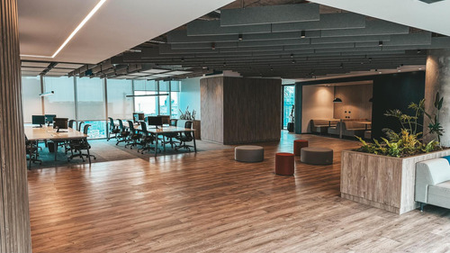 Oficinas En Alquiler - Edificio Plaza - Distrito Quartier