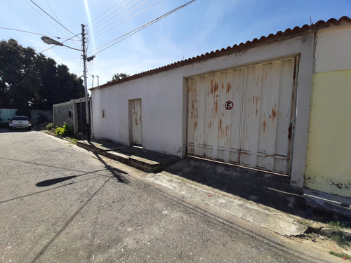 Casa En Urb. Las Amazonas Santa Rita Aragua