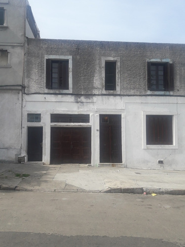 2 Casas En Un Mismo Padron En Barrio Bella Vista