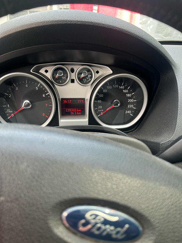 Ford Kuga 2.5 Titanium At 4x4 L (ku05)
