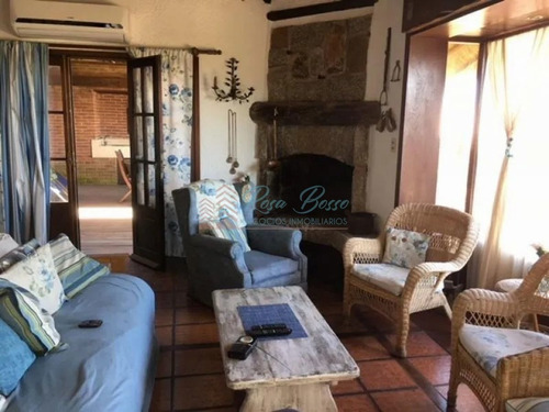 Imagen 5 de 23 de Casa A La Venta En El Chorro.