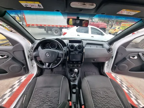 Renault Duster Oroch 2.0 Mt