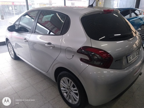 Peugeot 208 1.6 Allure 2018