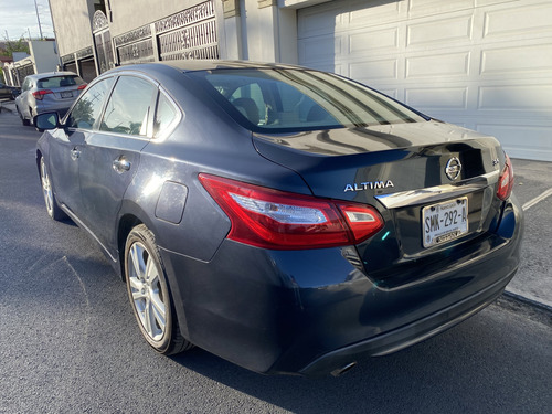 Nissan Altima 3.5 Exclusive Cvt
