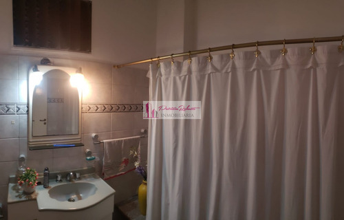 Se Vende Casa 5 Ambientes Con Parque Y Piscina Villa Celina