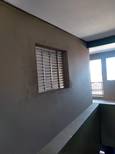 Imagem 22 de 30 de Casa Ampla Com 4 Quartos, Jardim, 4 Vagas De Garagem E 2 Banheiros,
