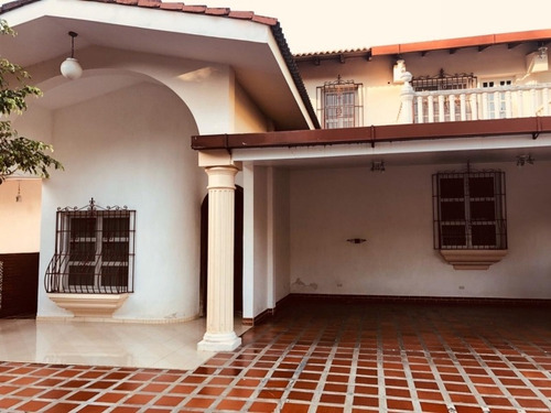Imagen 2 de 14 de Bella Casa En Carupano