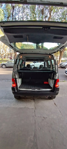 Peugeot Partner 1.6 HDI sedan 5 puertas