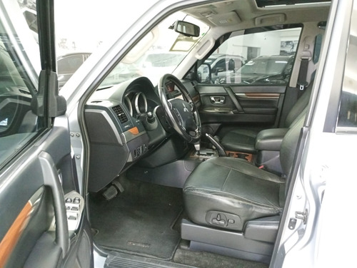 Mitsubishi Pajero Full 3.2 HPE 4X4 16V TURBO INTERCOOLER DIESEL 4P AUTOMÁTICO