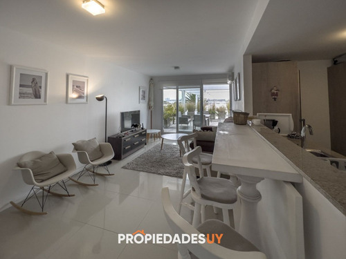 Imagen 2 de 19 de Venta Departamento A 100 Metros Del Puerto