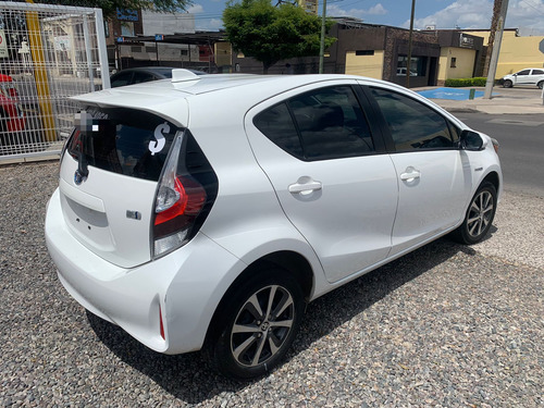 Toyota Prius 2021
