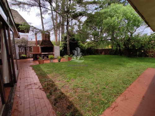 Venta De Casa En Pinares , Punta Del Este- Ref: 30486