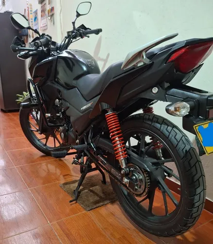 Cb 125 F Negra Con Rojo 2024, Defensas, Hand Savers Y Baúl