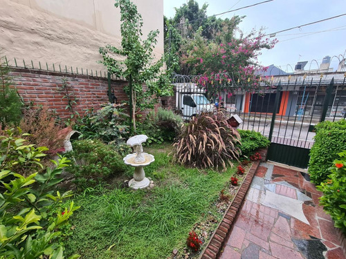 Imagen 3 de 21 de Casa 3 Ambientes 120 M² C/ Cochera Y Pileta - V.constructora