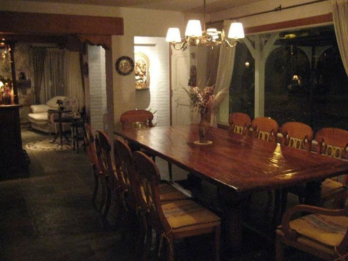 Casa 6 Ambientes Con Cocheras
