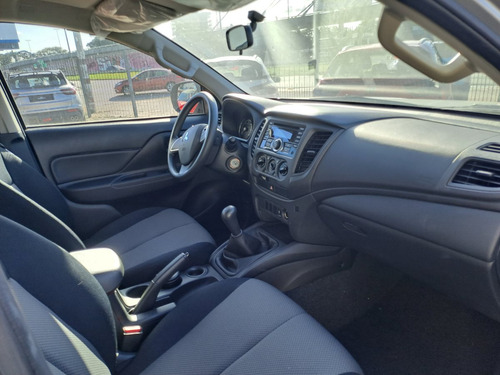 Mitsubishi L200 4x2 Diesel 2.4turbo Mt P.leasing 2024 0km