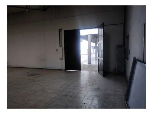 Bodega En Arriendo, Montevideo, Ideal Sector Alimentos O Farmaceutico