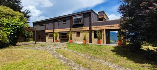 Casa En Venta En La Calera. Cod V12422