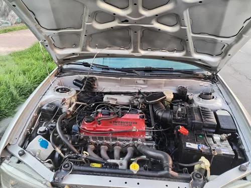 Mitsubishi Lancer Glxi