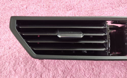 Ventilas Difusores De Aire Jetta Mk7 Centrales 2019-2022 (Usado)
