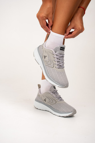 Zapatillas Mujer Deportiva Running Araquina Treval Cuero Eco