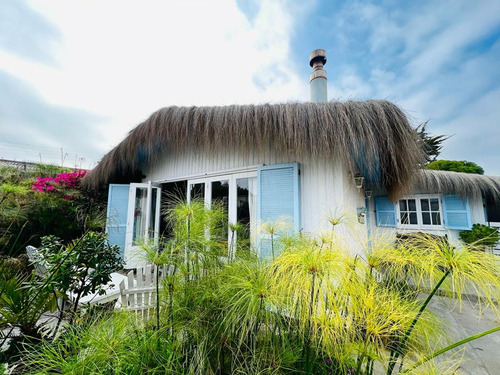 Cómoda Y Agradable Casa A Pasos De La Playa En Lag...