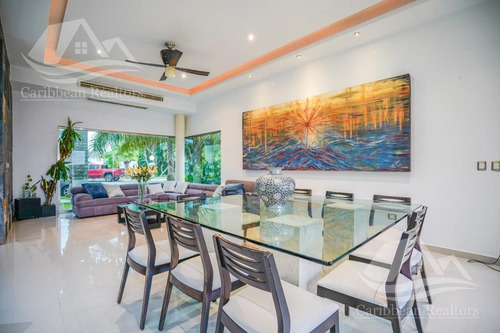 Imagen 3 de 12 de Casa En Venta En Villa Magna Cancun / Codigo: Lchp2024