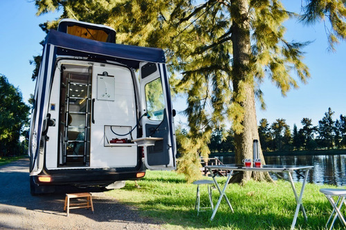 Equipamiento Y Camperizacion De Motorhomes Modernos