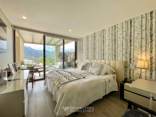 Casa En Venta De 4 Dorm. En Lo Barnechea (craighouse)