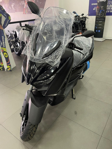 Imagem 1 de 6 de Yamaha Xmax 250cc 2022