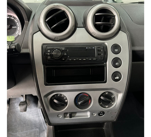 Ford Fiesta 1.6 ROCAM HATCH 8V FLEX 4P MANUAL
