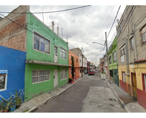 Casa En Remate En Gabriel Ramos Millán, Fg-1922