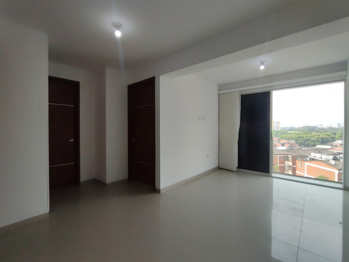 Apartamento En Arriendo En Avenida Libertadores. Cod A23774