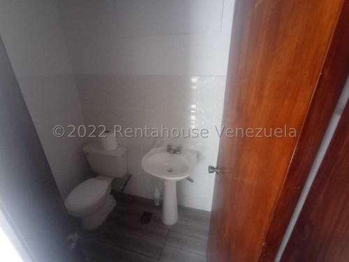 Imagen 10 de 16 de Galpón Km 2 Mariche Diagonal A Farmatodo Condiciones De Canon Negociable 23-13649 Sidney Moreno & Fanny Calderón Asesores Inmobiliarios.