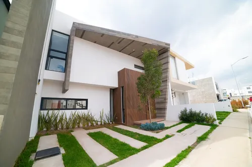 Casa En Venta En Gema Residencial Lt.11
