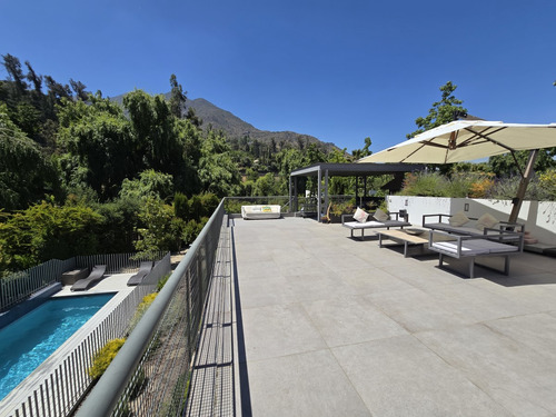 Espectacular Casa/condominio El Arrayan