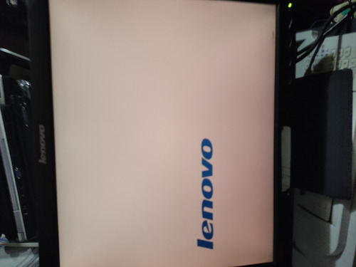 Monitor Lenovo 9227-ad1 Con Fallas El Display Esta Bueno