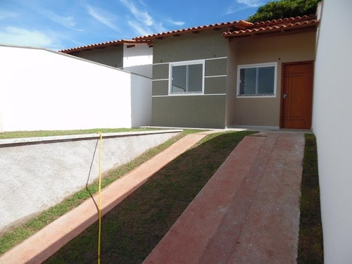 Imagem 1 de 30 de Macafé, Casa Linear, Com 2 Quartos 1 Suite, Sol Da Manhã, Piso Cerâmico, Janelas Em Blindex, Pias E Bancadas Em Granito Verde Ubatuba, Telhado Colonial, Terreno Com 150 M², Murado - Ca00200 - 32209136